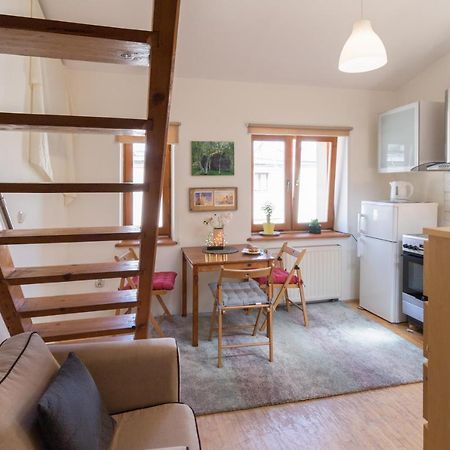 Lovers Nest Apartment Красков Екстериор снимка