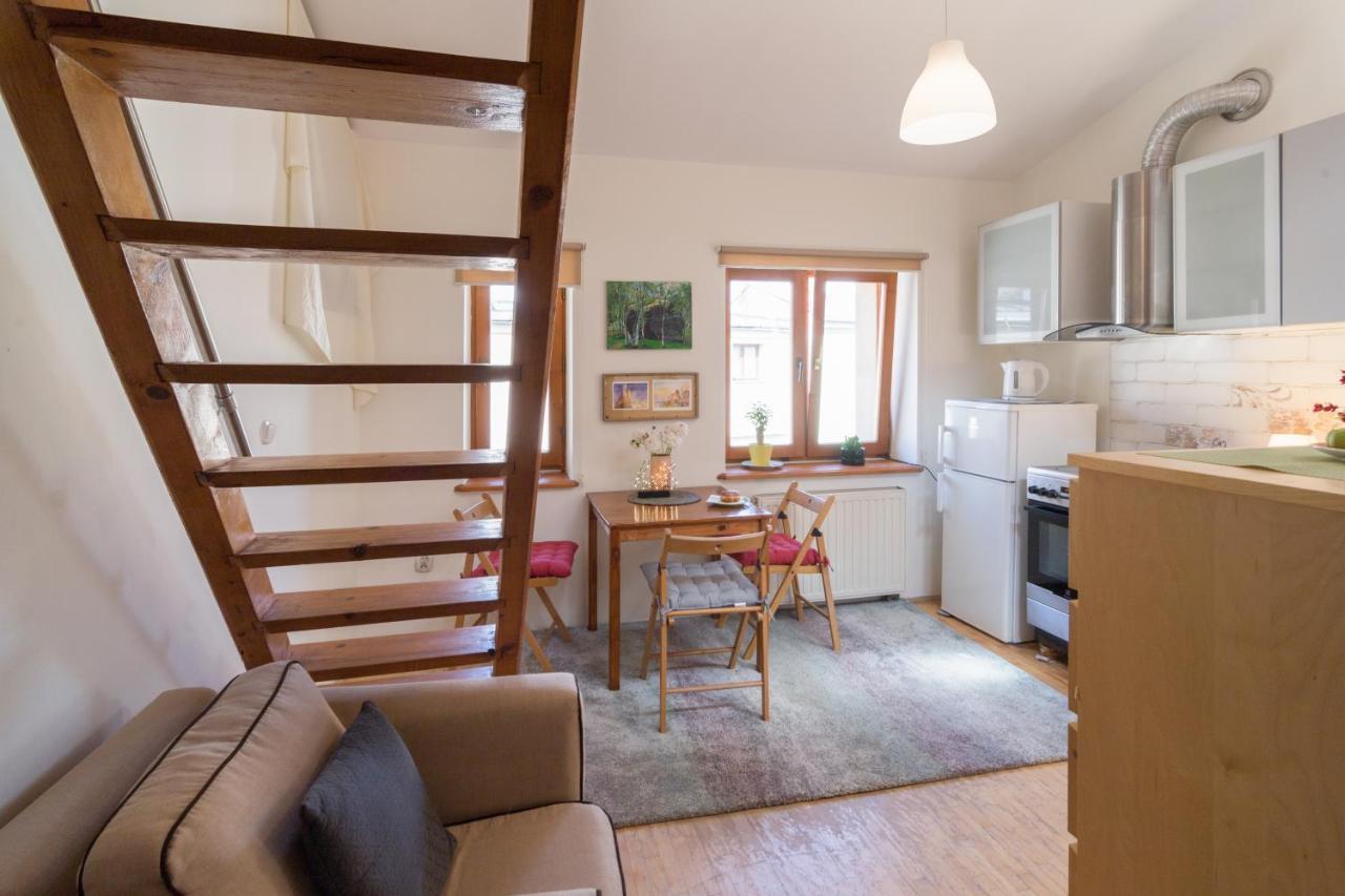 Lovers Nest Apartment Красков Екстериор снимка