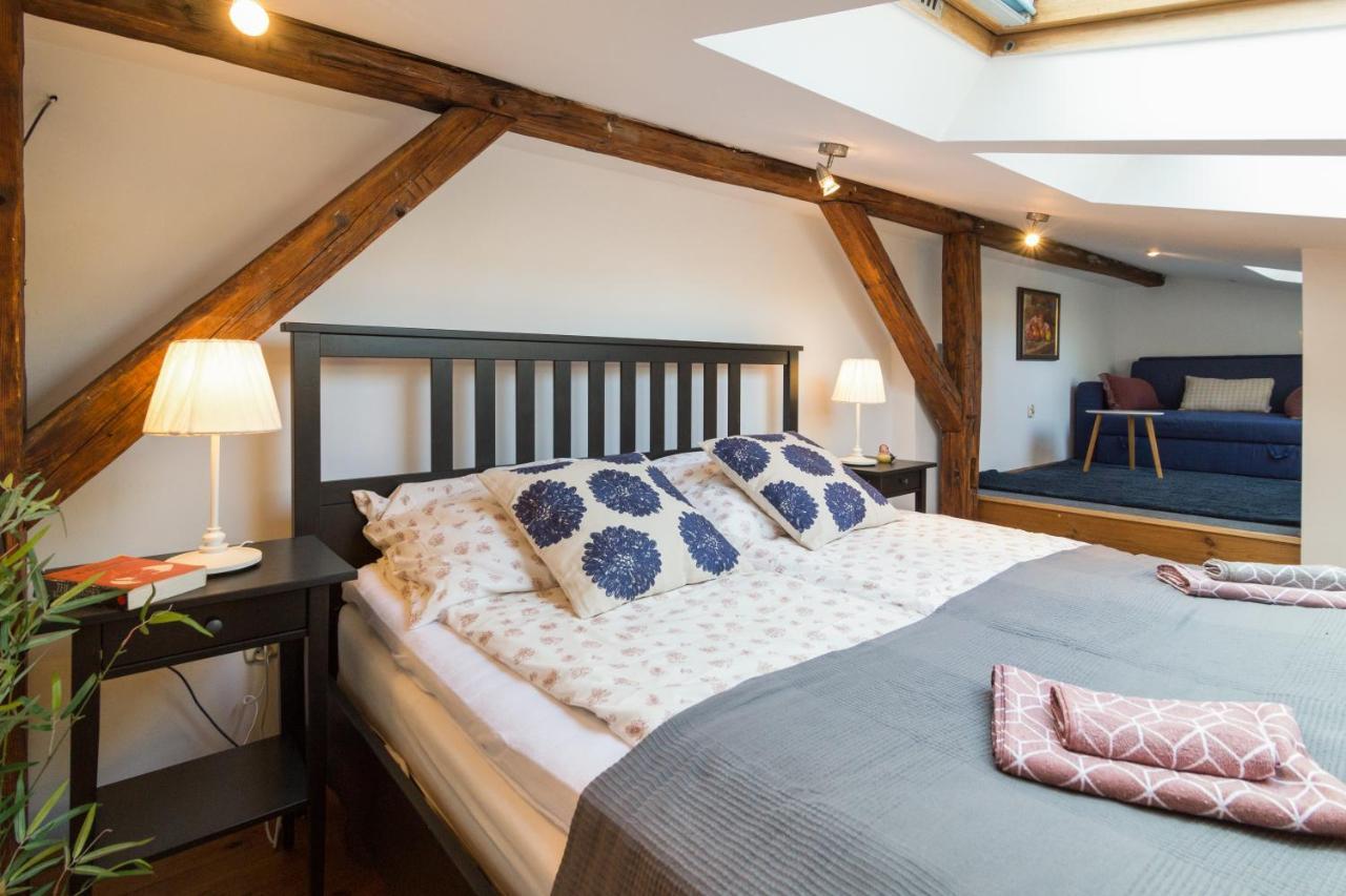 Lovers Nest Apartment Красков Екстериор снимка